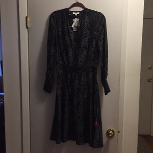 Equipment Beautiful midi dress- never worn